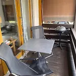 Moderne In - Modern In Appartement Laax